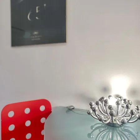 Casaviva - Comfy Bilo In Apartamento Génova